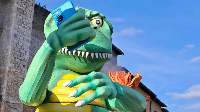 A Sant’Eraclio debutta la parata del 63° Carnevale dei Ragazzi