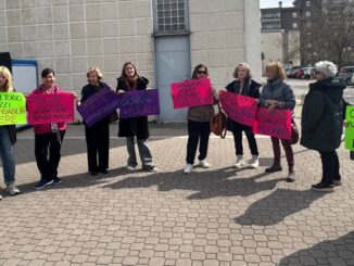 Consultorio  Foligno la protesta delle donne non si ferma