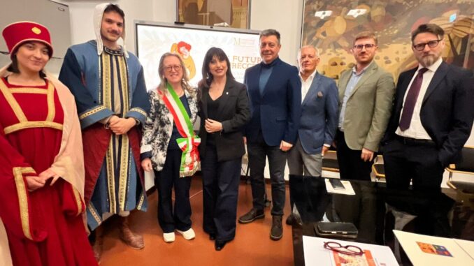 Francesco celebra il creato nella Bevagna di epoca medievale