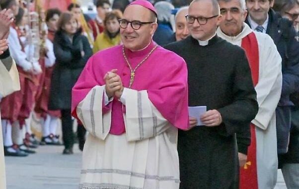 Pentecoste a Foligno: Accrocca chiama i fedeli all’unità