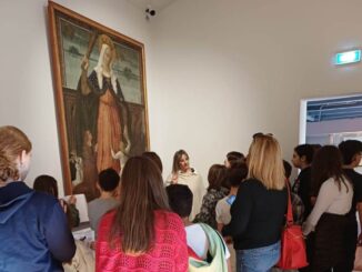 Francesco Melanzio al centro dei laboratori per gli studenti a Montefalco