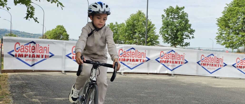 Evento educativo unisce sport e creatività per duecento alunni