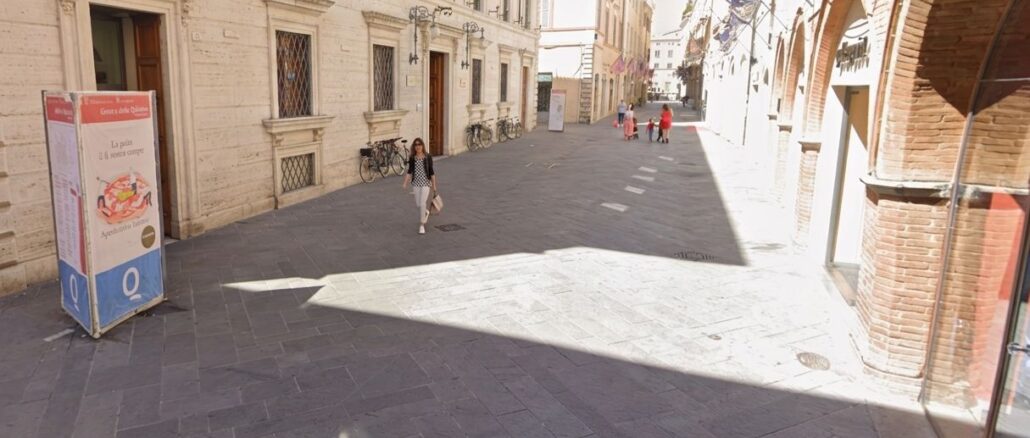 Foligno turismo percorsi guidati gratuiti nel centro storico
